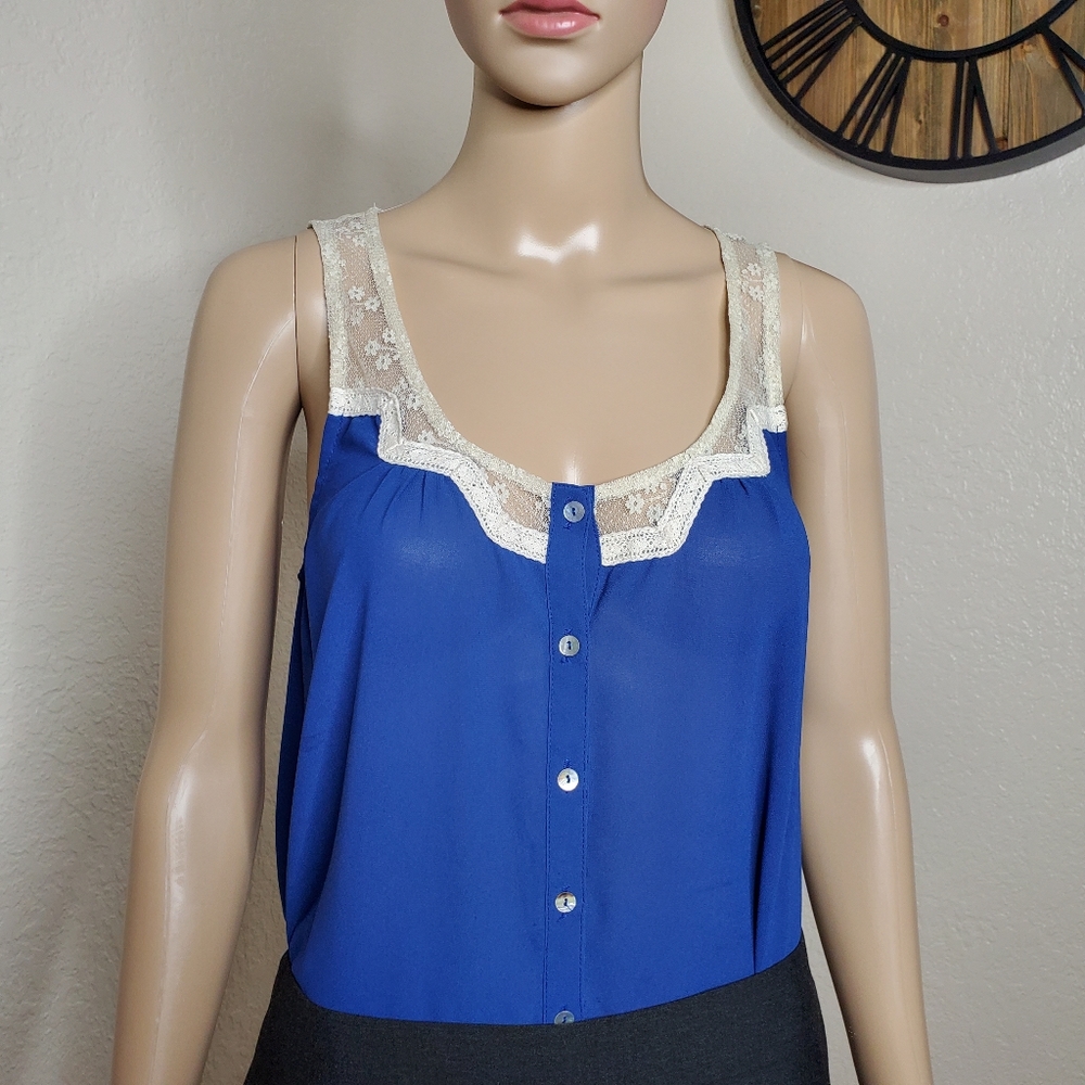 Blue Lacy Staccato Top | Size Medium
